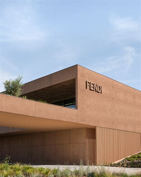 capannuccua fendi|fendi factory in ripoli.